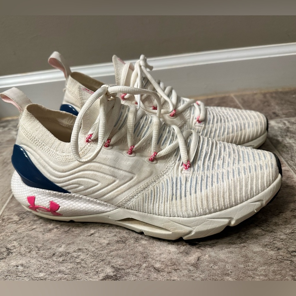 Under Armour Cream and Pink Running Shoes
